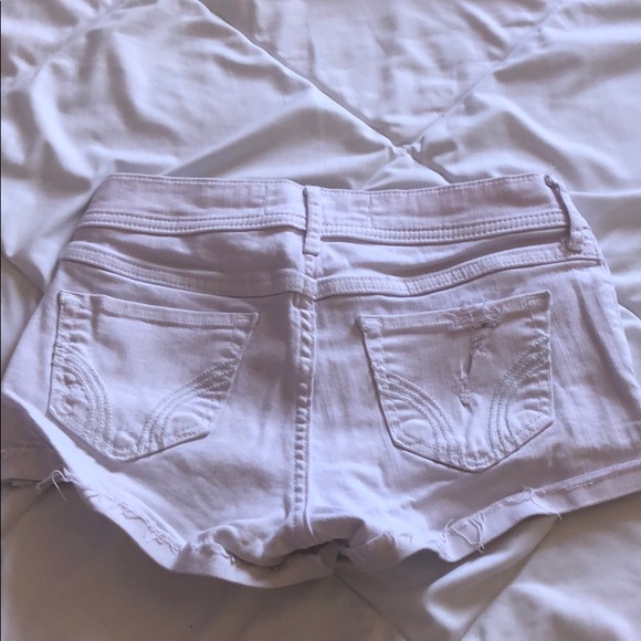 Short-short low rise - Picture 2 of 2